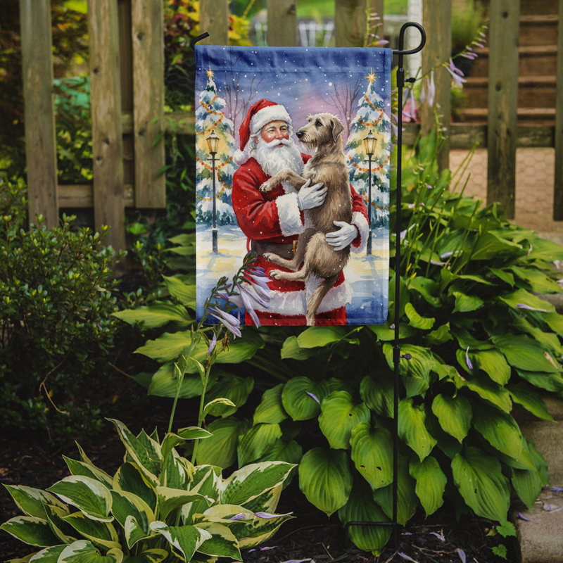 Lévrier écossais avec drapeau du jardin du père Noël, Taille du jardin, Lévrier écossais