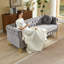 Canapé Chesterfield en velours avec clous en cuivre et boutons capitonnés-1209347483-1209347482