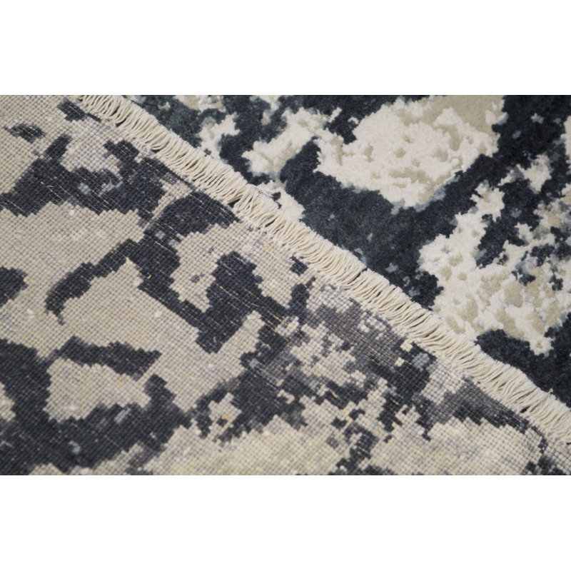 Area Rug in Gray