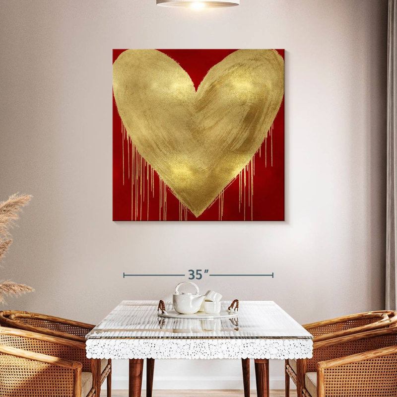 Hardie Big Hearted Gold sur fond rouge, H 39 po x l 39 po