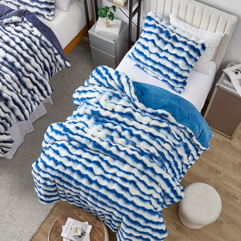 Freezin Waters - Coma Inducer Oversized Comforter Set - Deep Water, Twin Extra Long Comforter  + 1 Standard Sham