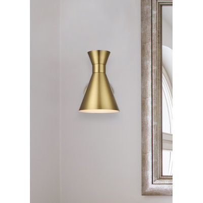 Diniz Armed Sconce
