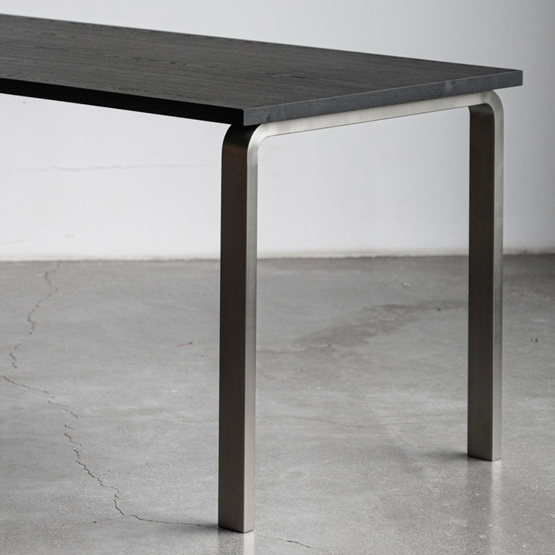 Table multifonctionnelle en bois de frêne et acier inoxydable, H 29,52 po x L 86,61 po x l 31,49 po