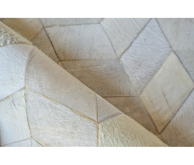 Natural Hide Cowhide Geometric Area Rug, Rectangle 5' x 8'