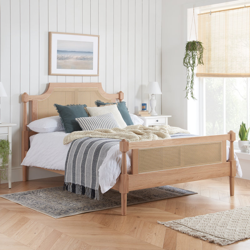 Chrishun Bed, Kingsize (5')