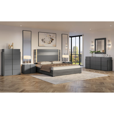 Aryna 5 Piece Collection Grey Bedroom Queen