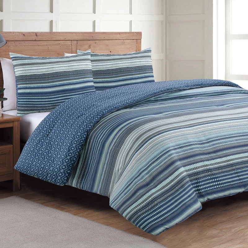 Ensemble d'édredon réversible en microfibre Taj, Édredon pour très grand lit + 2 très grandes ta, Bleu