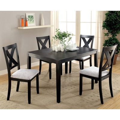 Ensemble repas pour 4 personnes Aaliyanna