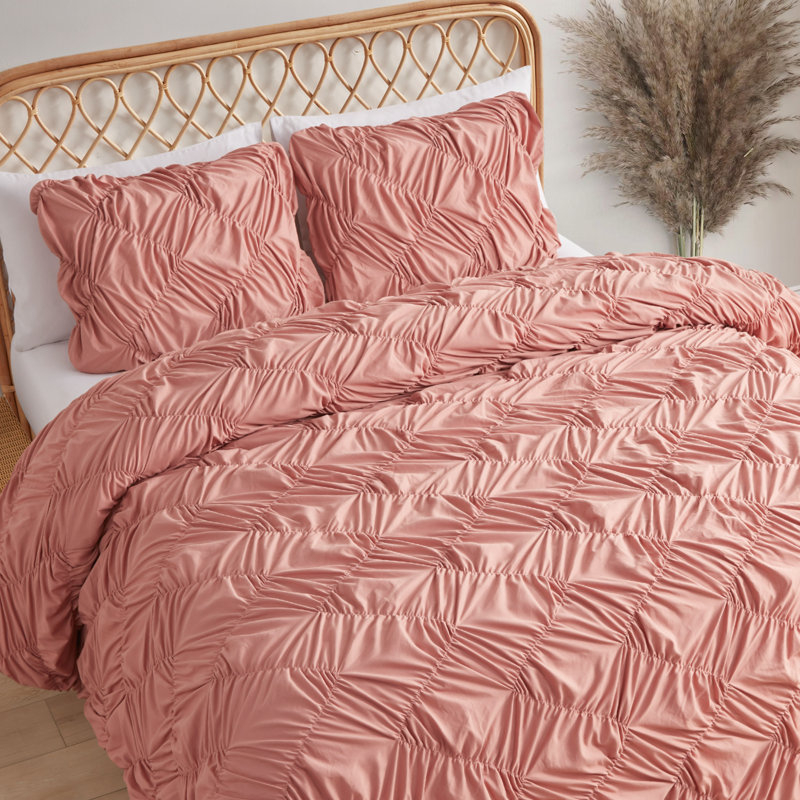Jessica Simpson Emmy Textured Comforter Sets, Twin XL Comforter + 1 Standard Sham