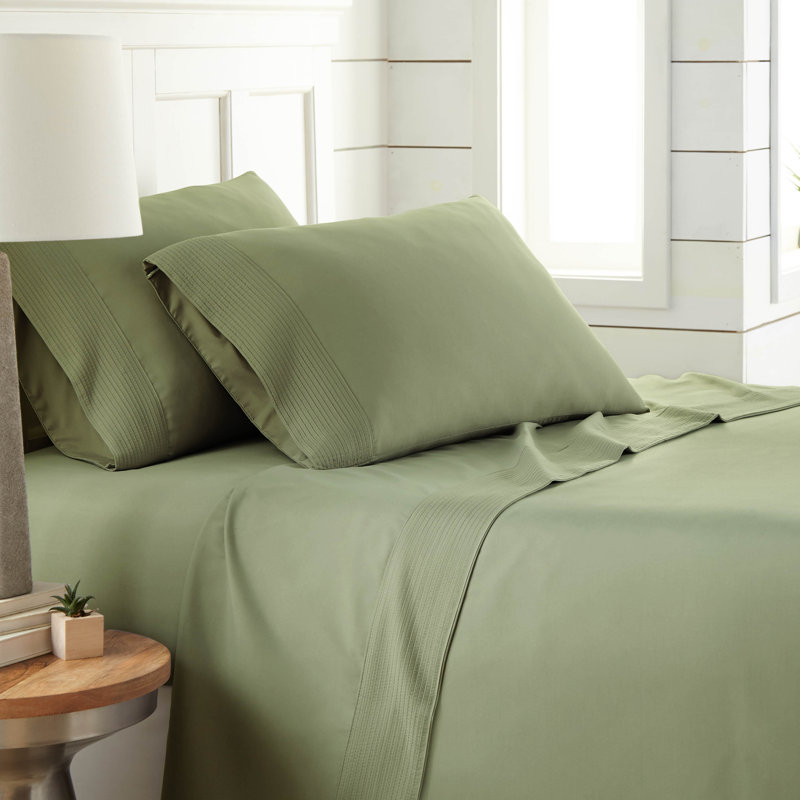 Vilano Springs Extra Deep Pocket Bed Sheet Set with Pleated Hem, Easy care, Pet Hair Resistant, Sage Green