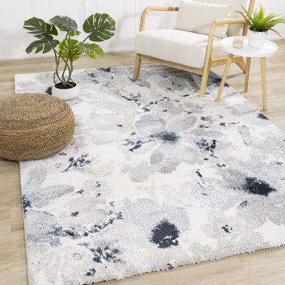 Mckenzie Floral Indoor Rug