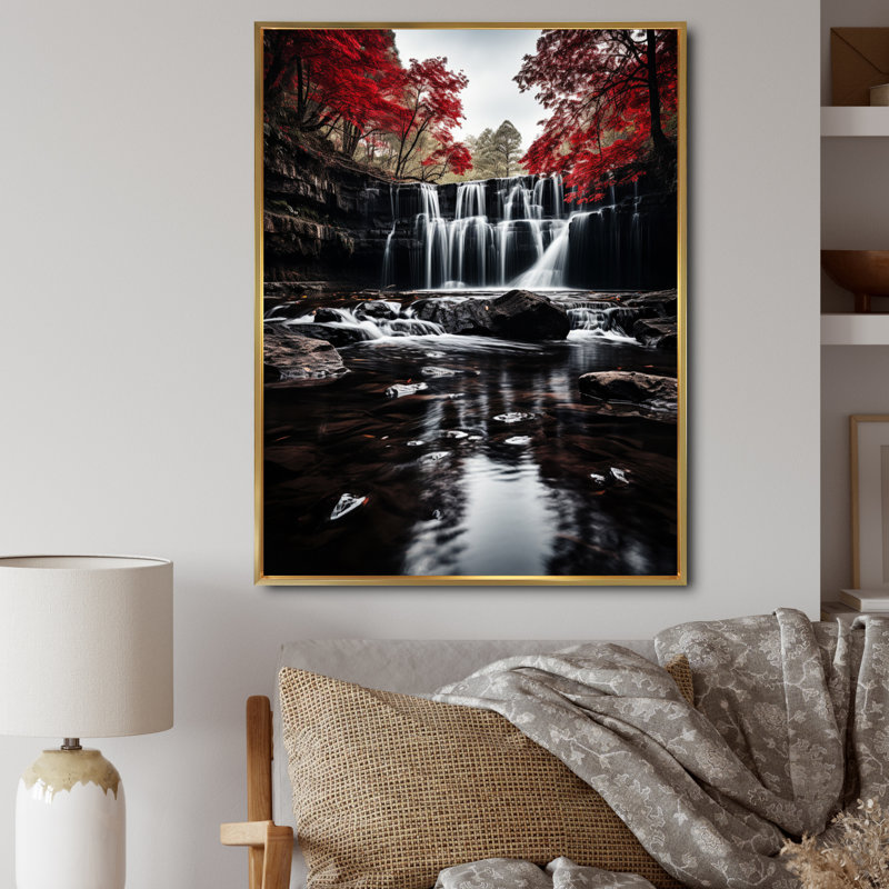 Chute grise et rouge de l'éternité I sur toile, 32" H x 24" W, Cadre flottant doré