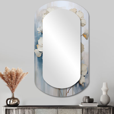 Lynnwood minimalisme blanc et bleu géraniums fleurs I - géraniums asymétrique miroir, miroir mural décoratif cylindrique beige, reproduction d'art en métal