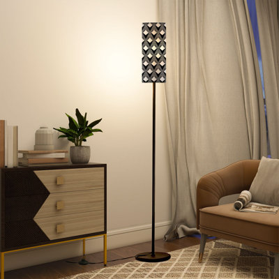 Lampe sur pied à motif géométrique triangulaire noir et blanc avec télécommande et abat-jour à DEL
