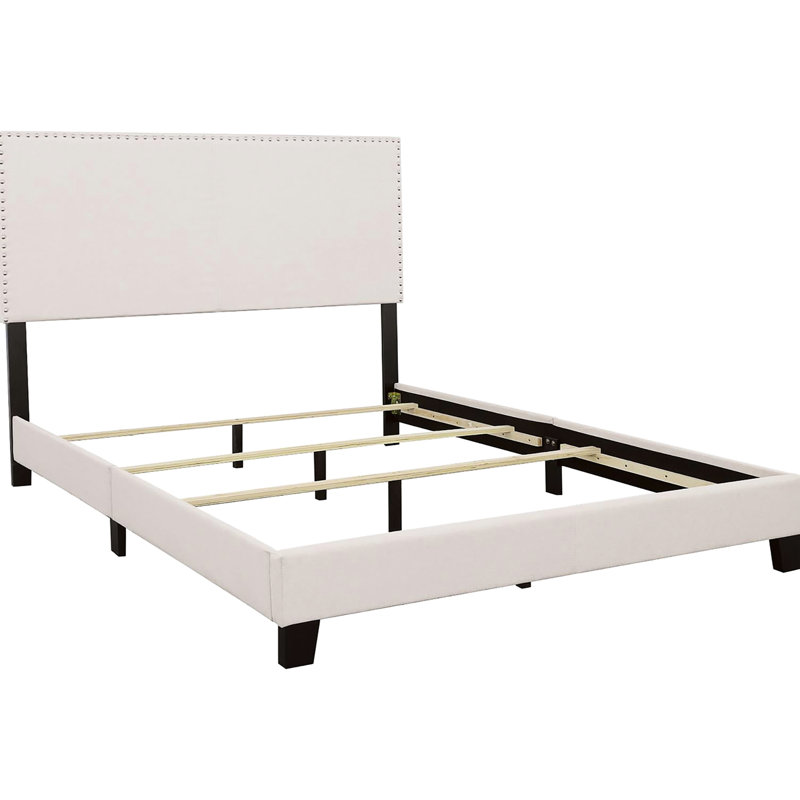 Lit double tapissier - Construction avec pieds noirs et garniture cloutée en bois, Lit double, Ivoire ivoire