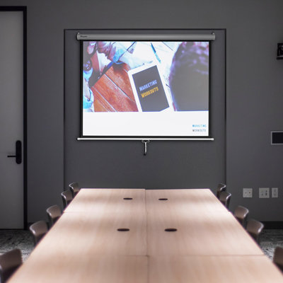 Écran de projecteur manuel Instahibit