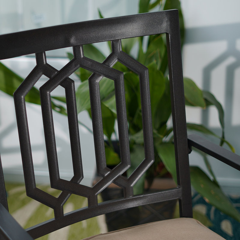 Ensemble repas de patio 5 pièces avec chaises coussinées Alyah