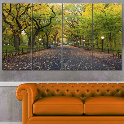 " The Mall Area In Central Park "