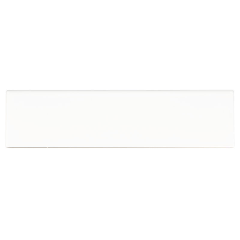 Carreau de céramique bullnose blanc brillant 4 po x 16 po Illume Cloud