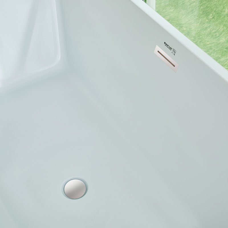 Chloe 59" x 30" Freestanding Soaking Bathtub, White/Polished Chrome