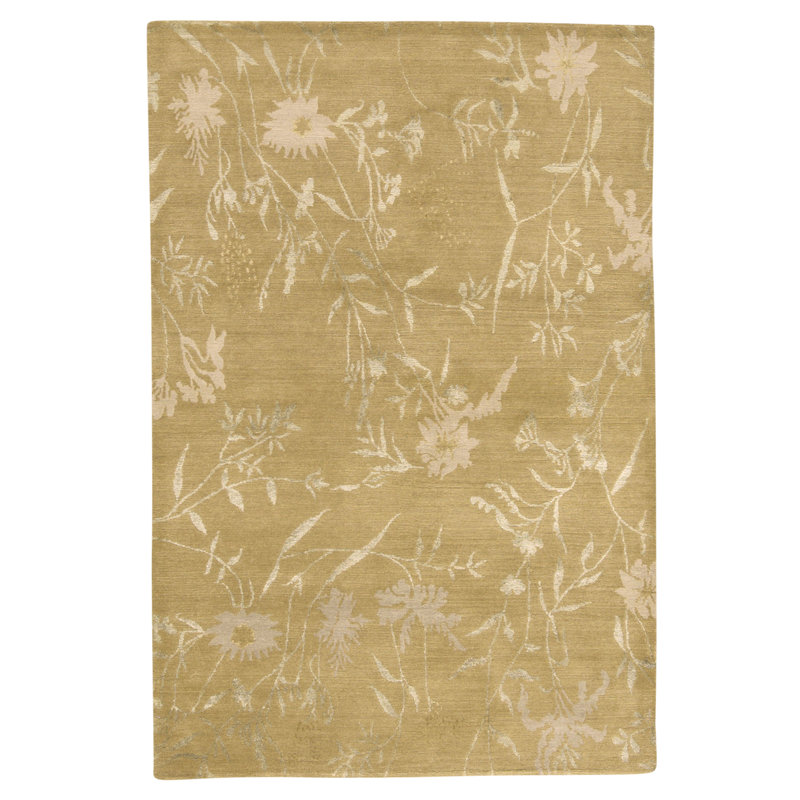 Hand Knotted Area Rug in Straw And Sage