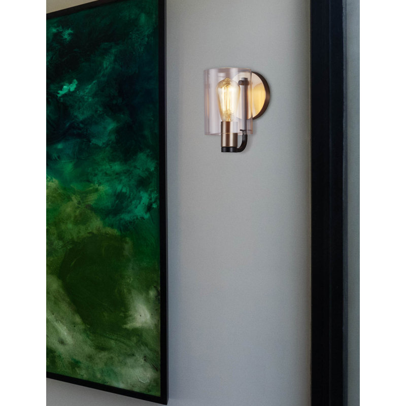 Poise Armed Sconce
