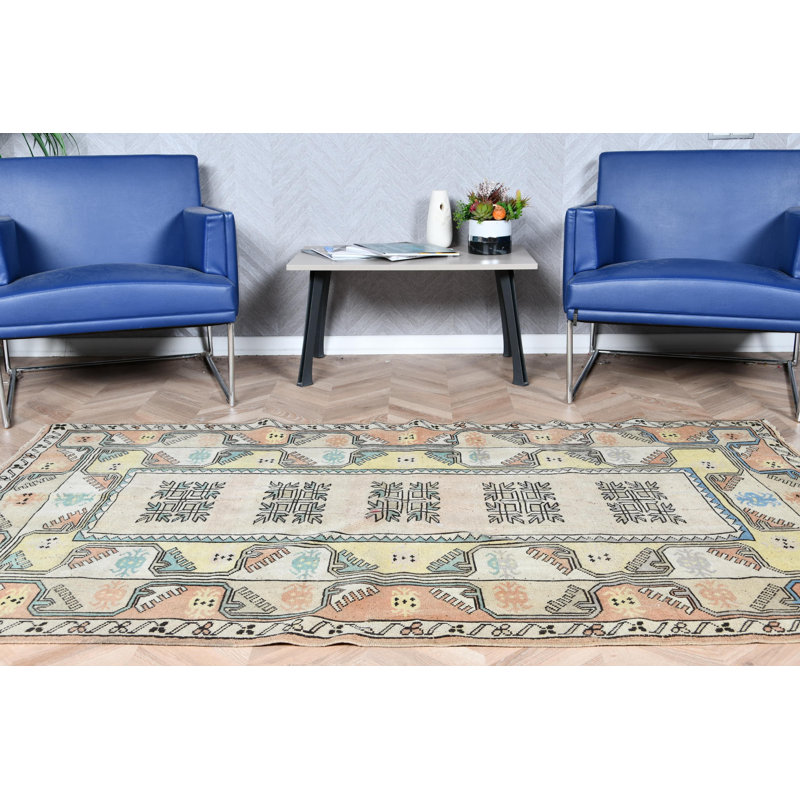 Tapis turc Oushak fait à la main dans des tons pastel pour un décor de salon de style bohème