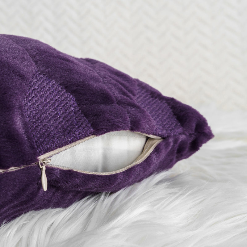 Housses de coussin en fausse fourrure Tatami, Vin de mûre