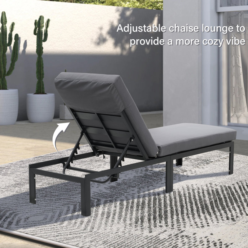 Chaise longue inclinable longue 75 po avec coussins
