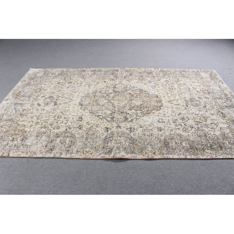 Tapis turc antique en laine pour salon de grande taille avec un design Oushak classique et des tons beiges