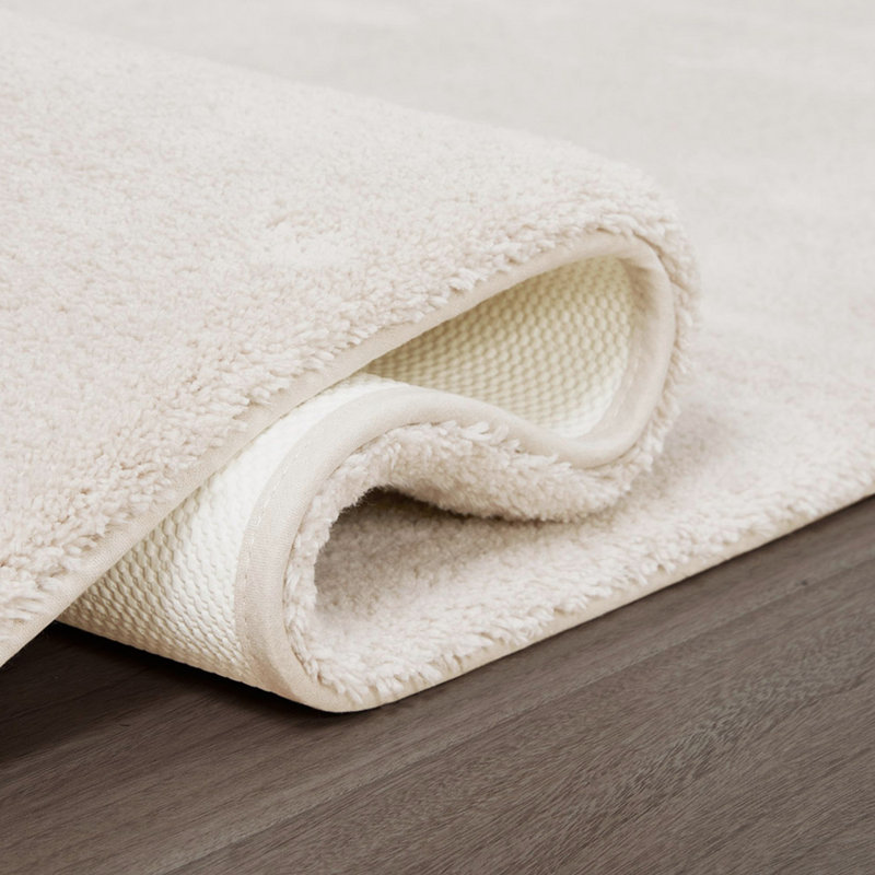 Tapis pour salle de bain Wynnfield, L 20 po x L 24 po, Ivoire