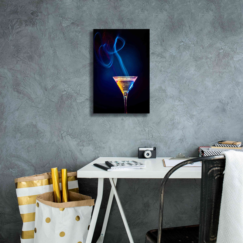 «Flamming Jesus» par Epic Portfolio, art mural sur toile, H 18 po x l 12 po x P 0,75 po