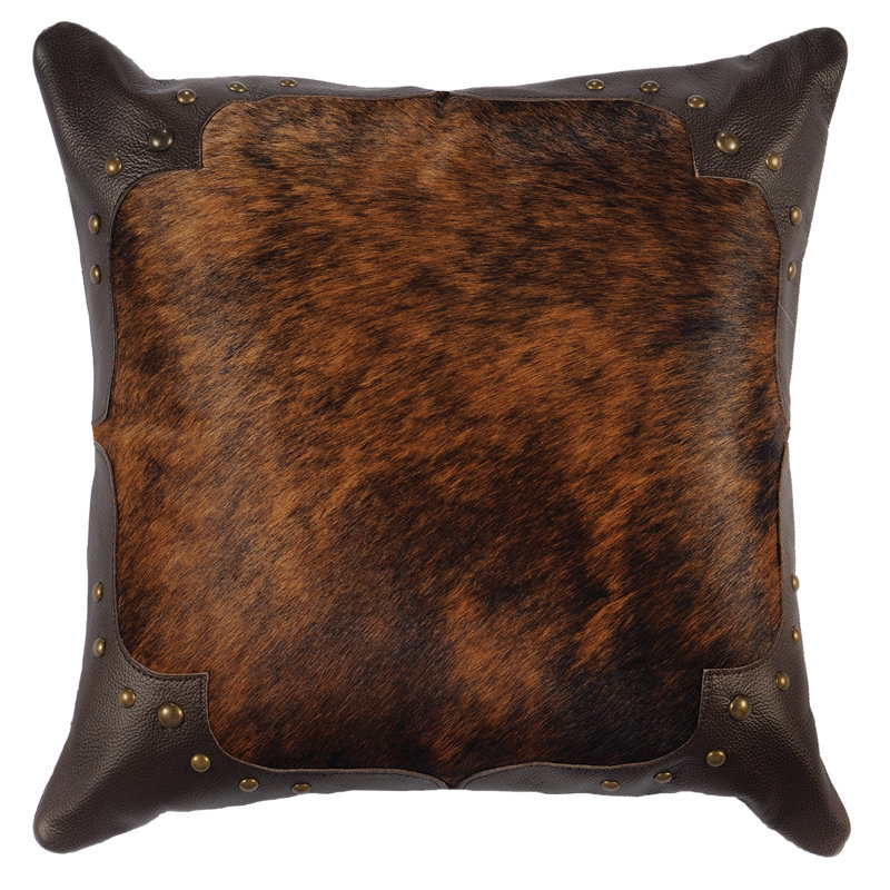 Coussin Wooded River