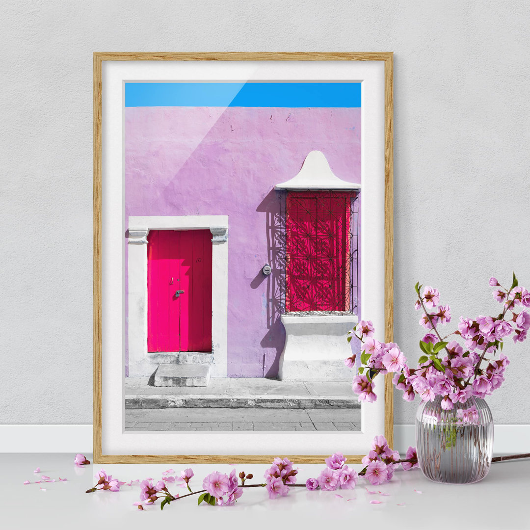 Gerahmtes Poster Pink Facade Pink Door