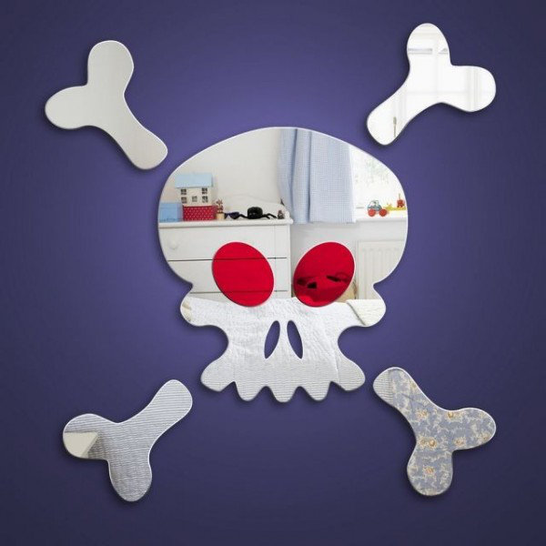 Skull and Crossbones Mirror Set