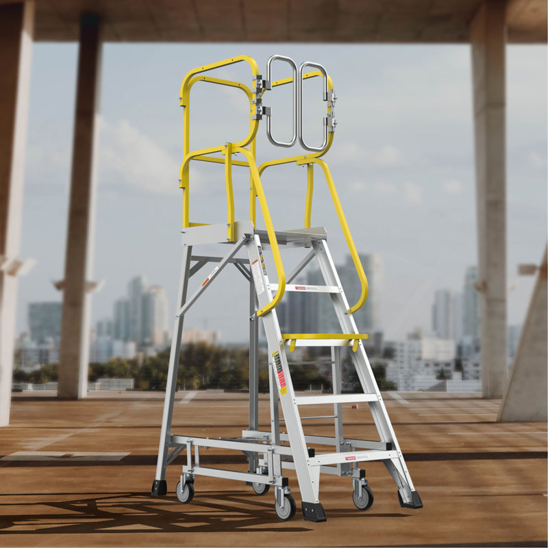 Échelle plateforme en aluminium à 5 marches 375 lb