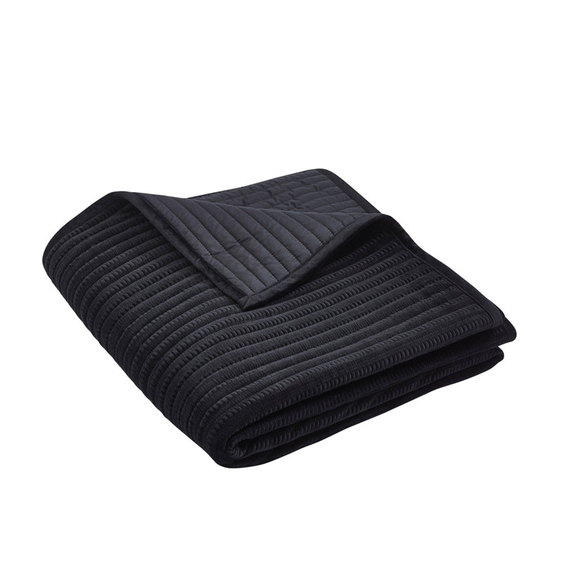 Velvet Pinsonic Quilted Bedspread, Black