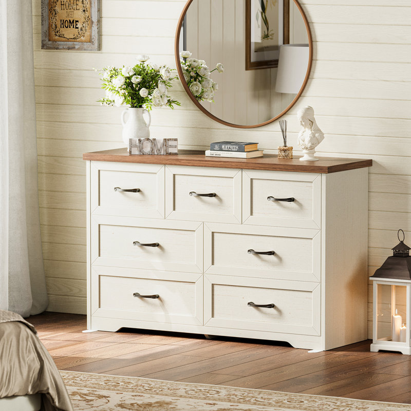 Commode horizontale avec 7 tiroirs élégants rustiques, Brun / Blanc
