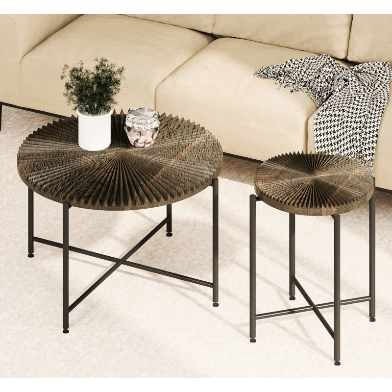 2 tables basses et tables de bout avec un design Radial, pieds en métal noir, cylindrique vieilli, noyer foncé pour motif décoratif et couvercle, noyer, décoration intérieure