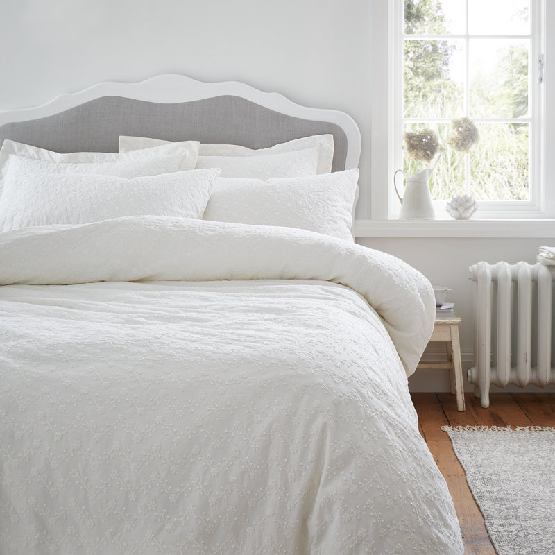 French Knot Jacquard 200 Thread Count Cotton Oxford Pillowcase Pair