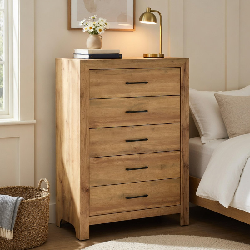 Grande commode Eby, 5 tiroirs, poignées en nickel noir, brun naturel