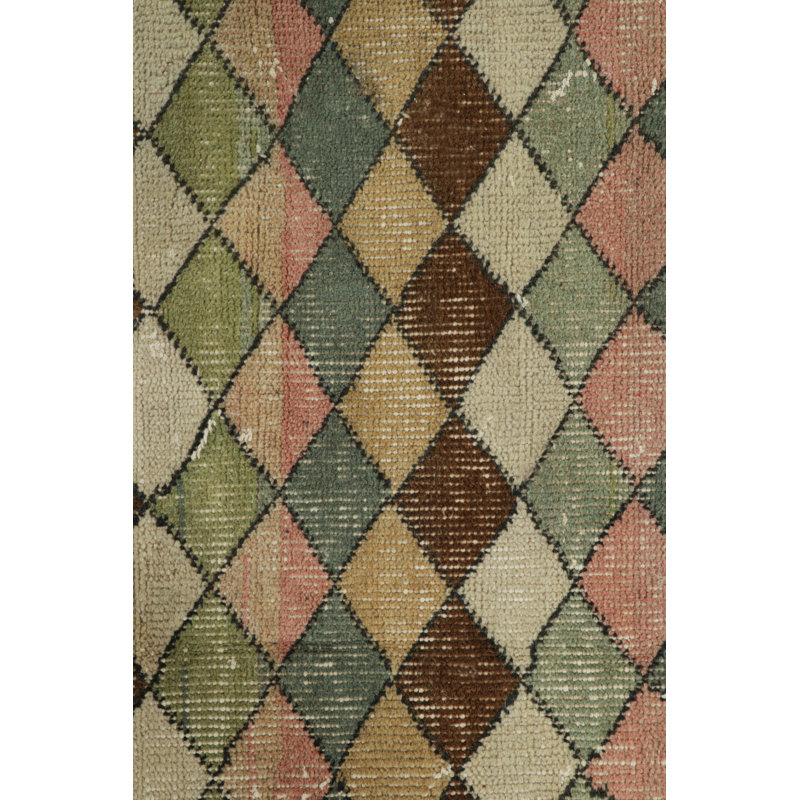 One-of-a-Kind 4'9”x7'10” Hand Knotted Area Rug