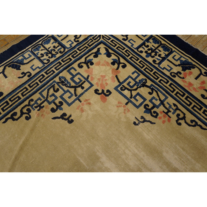 Tapis blanc antique antique ivoire beige à motif médaillon des années 1890