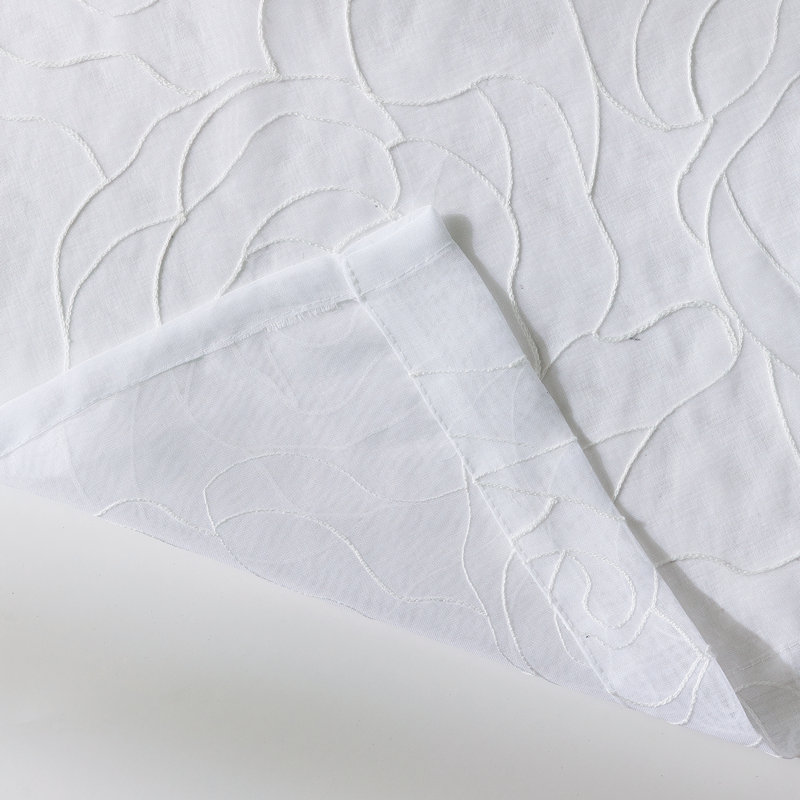 Rideau transparent brodé Clementi, L 52 po x L 108 po