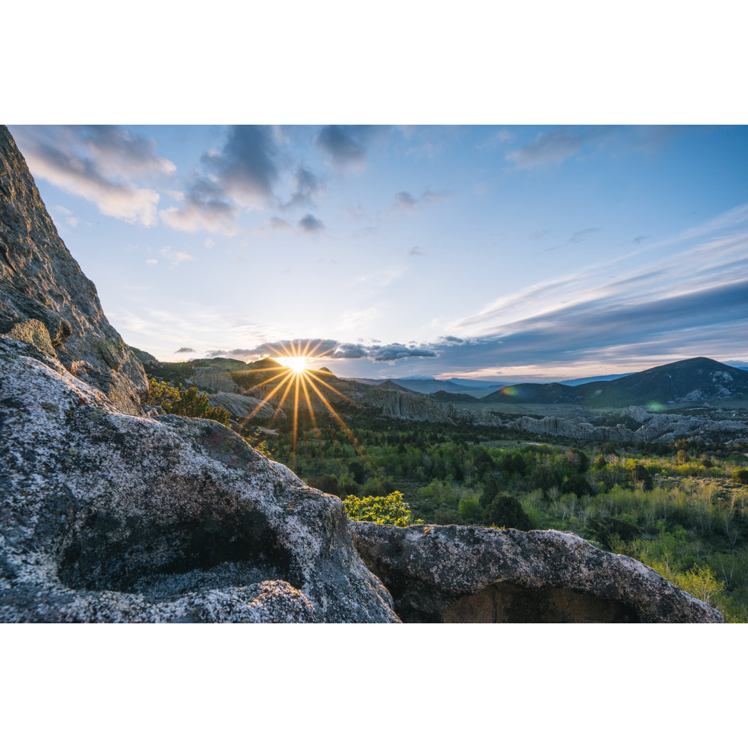 Sonnenaufgang über dem Naturschutzgebiet von AscentXmedia - Leinwandbild