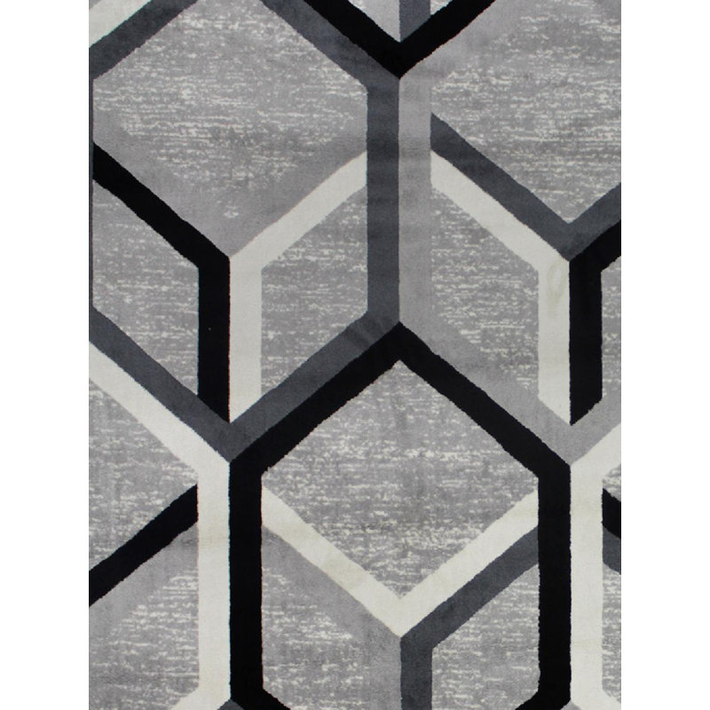 Nubia Geometric Area Rug in Gray, Rectangle 4' x 5'8"