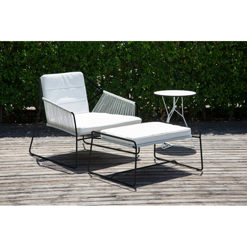 Sandur Outdoor Lounge Chair, Clay/White