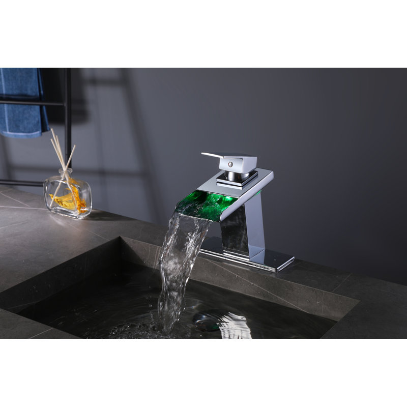 Single-Hole Single-handle Bathroom Faucet with Drain Assembly