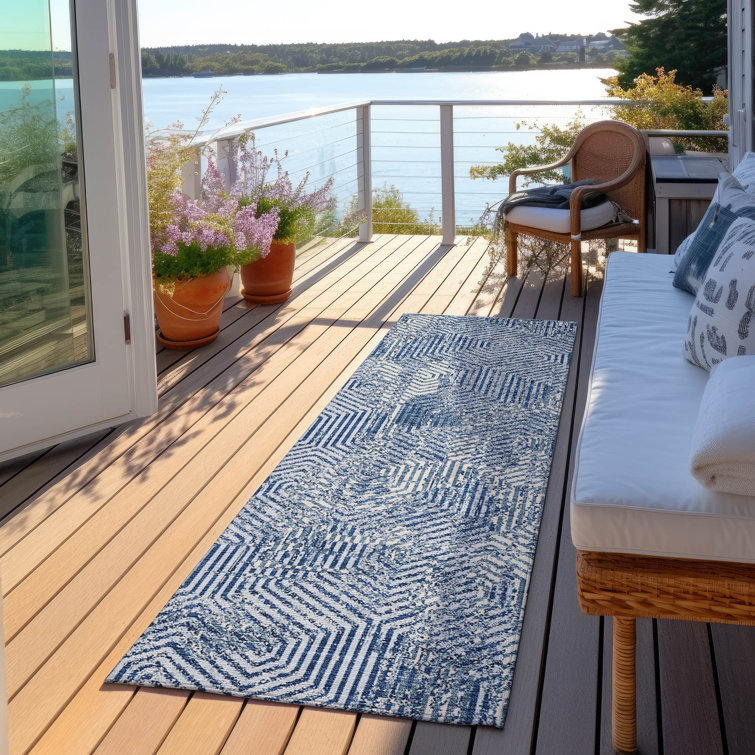 Maliana Washable Geometric Indoor / Outdoor Rug