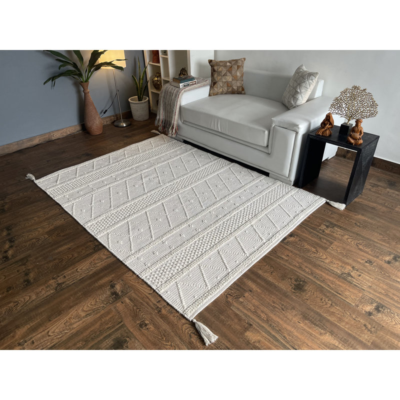 Hixon Moroccan Indoor Rug, Rectangle 5' x 7'